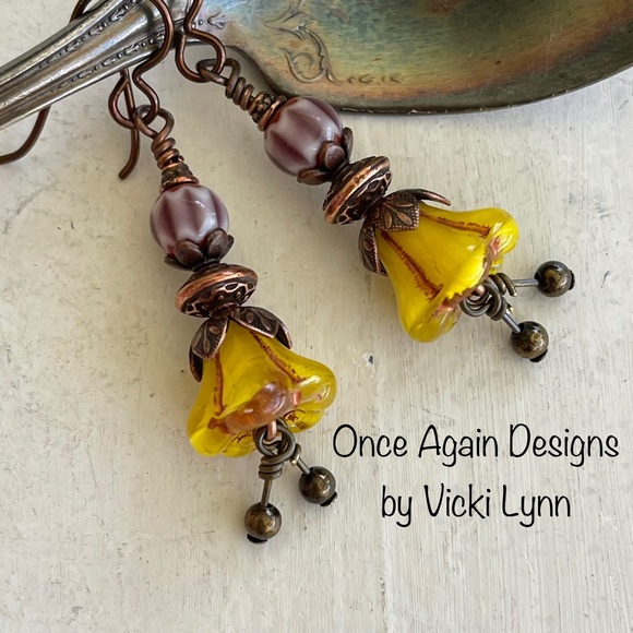 ARTISAN Earrings “Fall Bouquet” - Dangles - Picture 5 of 9